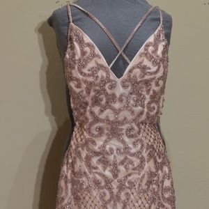 PRIMAVERA beaded v-neck short sheath dress in rose size 6